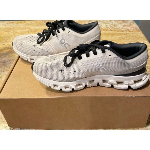 Womens On Running Cloud X 4 Running Shoes Size 5.5 - Picture 5 of 9